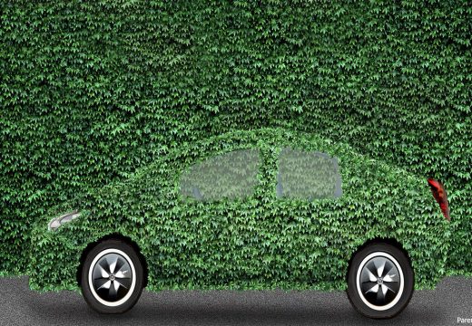 Saving the Atmosphere With Green Technology: The Added benefits Of Driving A Hybrid Car